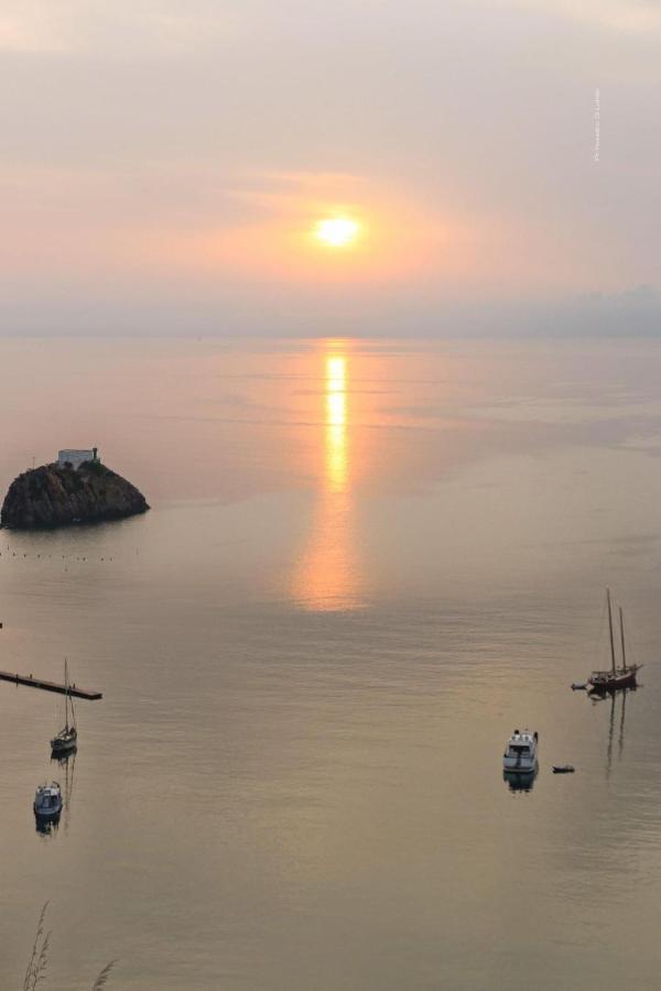 Villa Isabella Ponza Exteriér fotografie